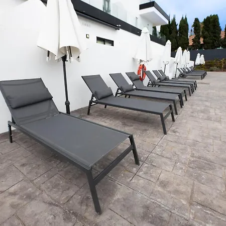 Apartament Internacional *